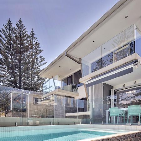 Beachfront Villa On Budds Beach Gold Coast Exterior foto